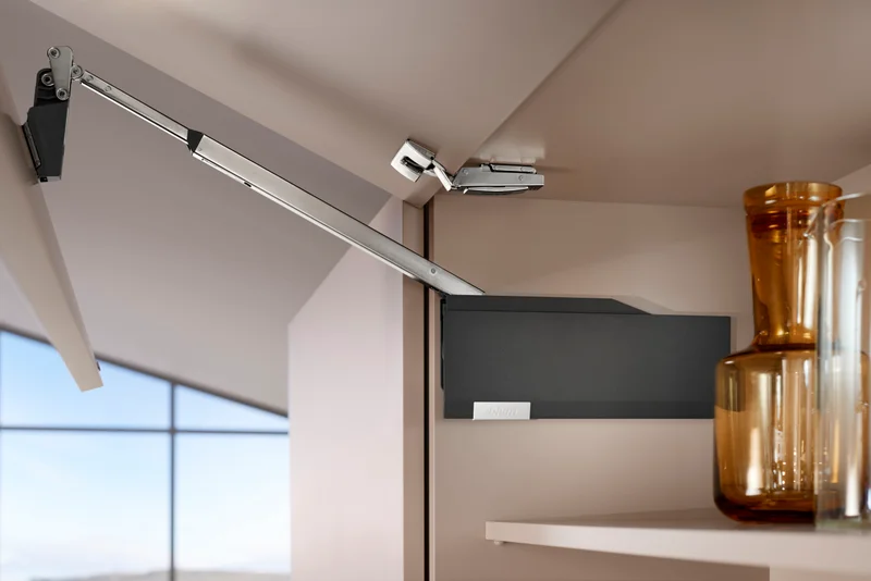 AVENTOS HF top